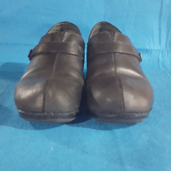 dansko solstice black button strap clogs - Picture 1 of 7